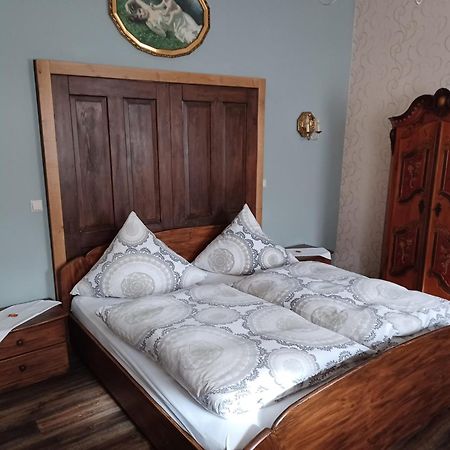 Gaestehaus Frevel Münstermaifeld Buitenkant foto
